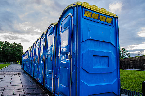 Best Portable bathroom rental  in Mansfield, OH
